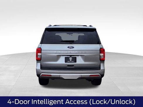 Certified 2023 Ford Expedition Max XLT image 9