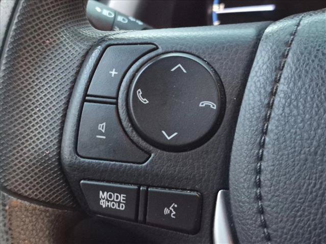 Used 2018 Toyota RAV4 LE FWD image 14