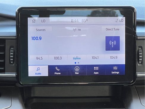 Used 2022 Ford Explorer XLT w/ Equipment Group 202A RWD image 30