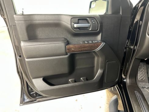 Used 2021 GMC Sierra 1500 Elevation w/ X31 Off-Road Package AWD/4WD image 16