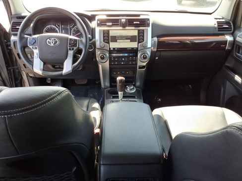 Used 2023 Toyota 4Runner Limited AWD/4WD image 12