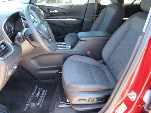 Used 2024 Chevrolet Equinox LT image 16