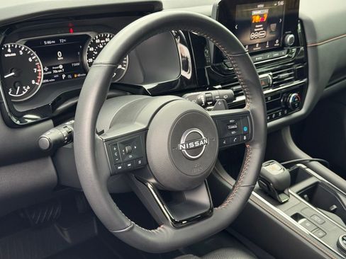 Used 2025 Nissan Pathfinder Rock Creek image 19