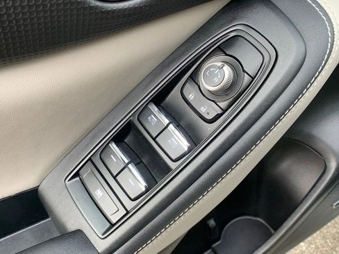 Used 2024 Subaru Forester Limited image 10