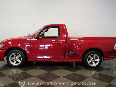 Used 2003 Ford F150 Lightning RWD image 8