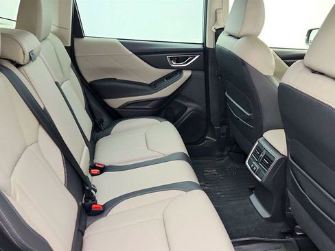 Used 2023 Subaru Forester Limited image 20