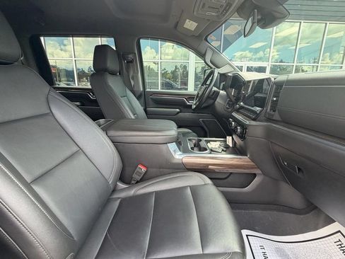 Used 2025 Chevrolet Silverado 2500 LT w/ Safety Package AWD/4WD image 14