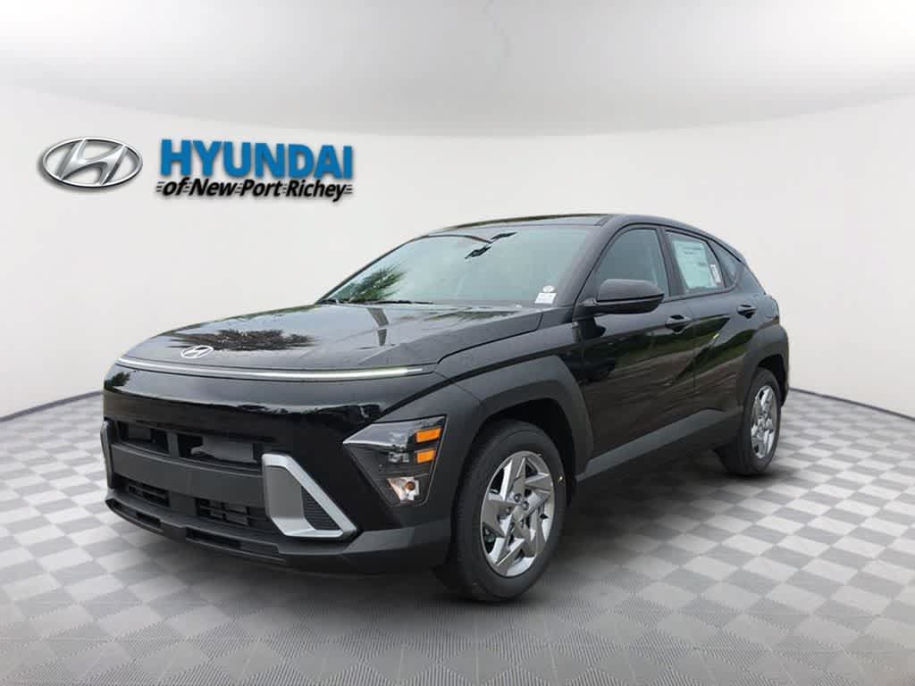 New 2027 Hyundai Kona SE FWD image 1