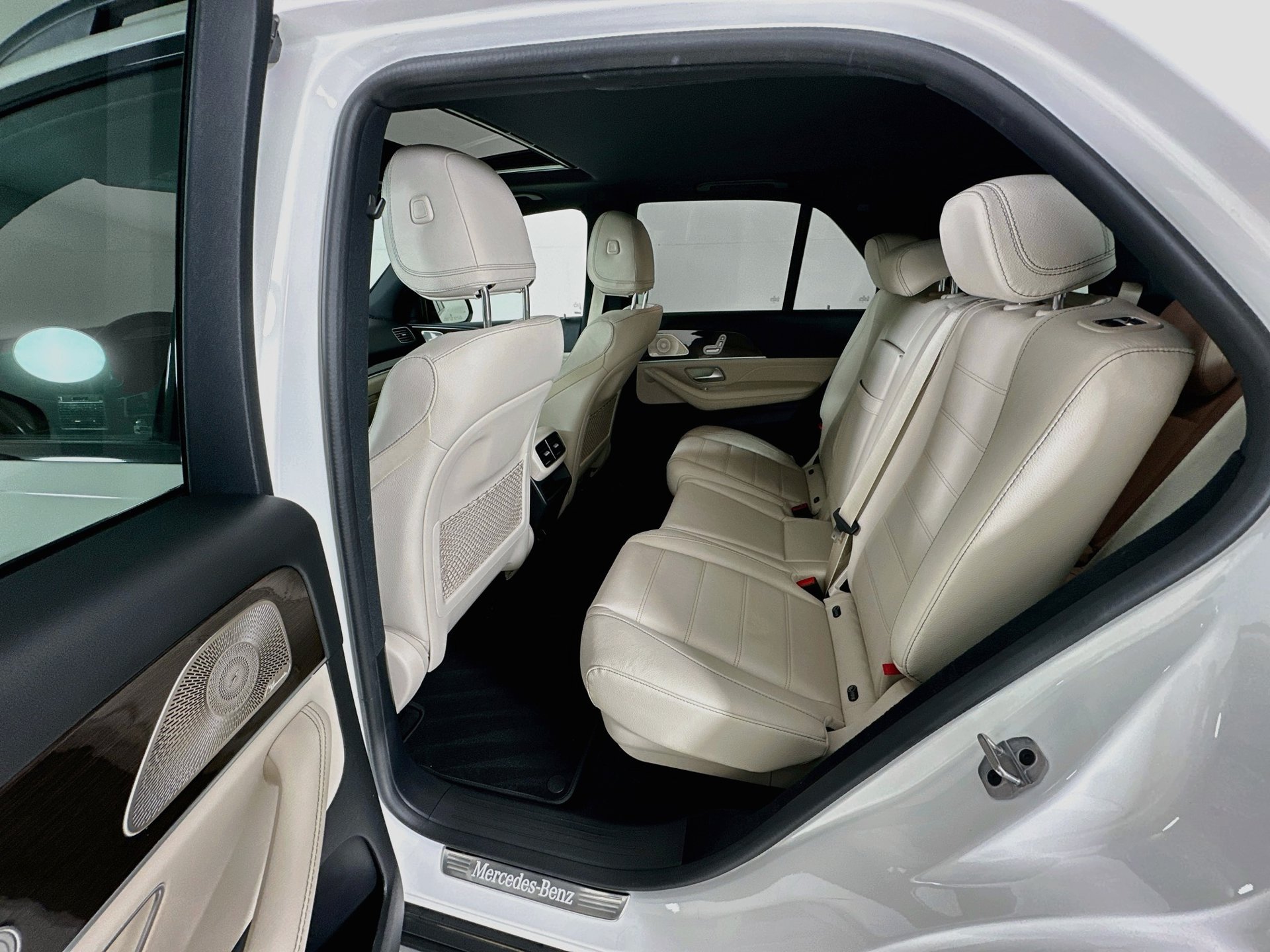Used 2024 Mercedes-Benz GLE 350 4MATIC image 27