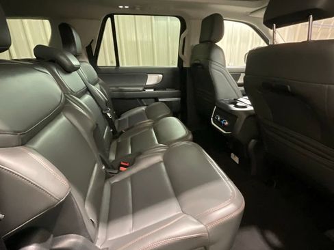 Used 2025 Ford Expedition Max Active AWD/4WD image 14