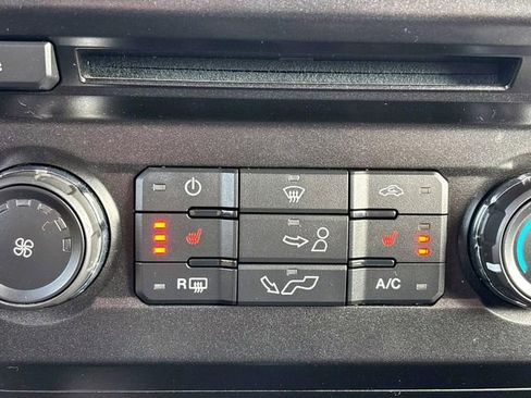 Used 2017 Ford F150 XLT w/ Equipment Group 302A Luxury image 22