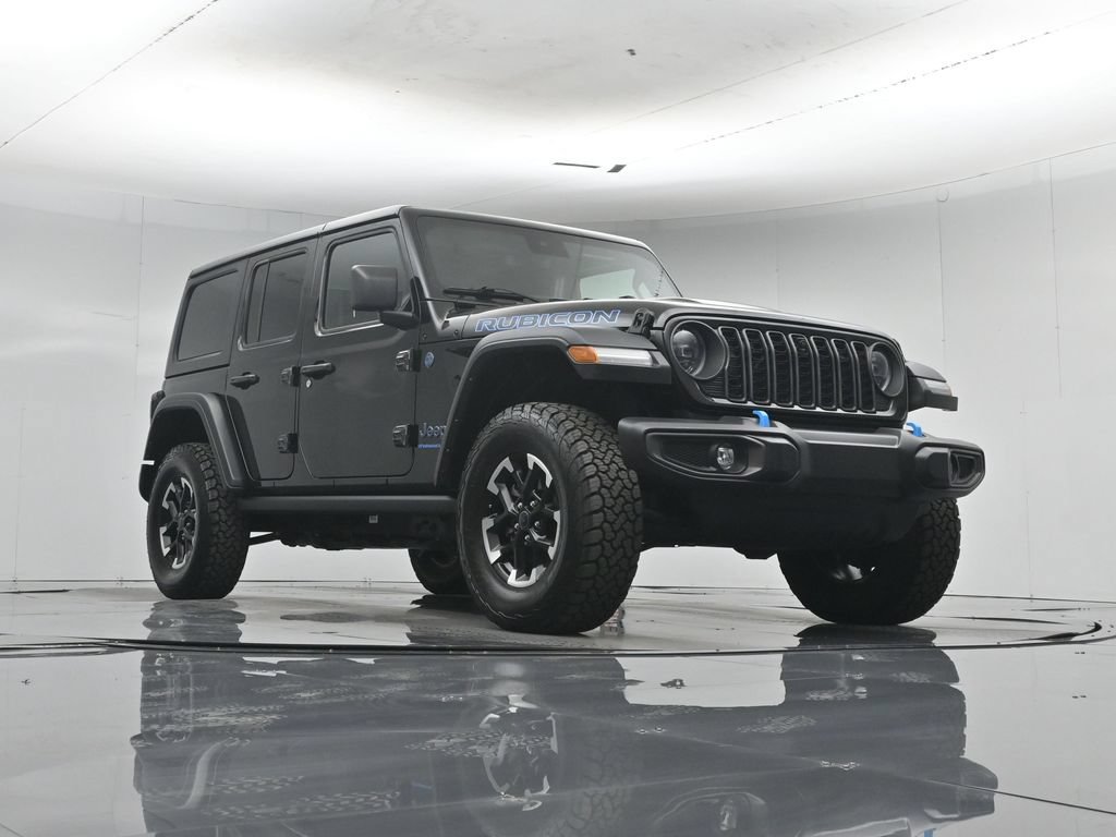 Used 2024 Jeep Wrangler Unlimited Rubicon 4xe w/ Technology Group AWD/4WD image 47