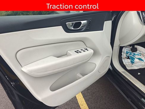 Used 2024 Volvo XC60 T8 Core image 5