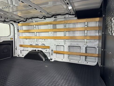 Used 2024 Ford Transit 250 Low Roof w/ Exterior Upgrade Package image 20