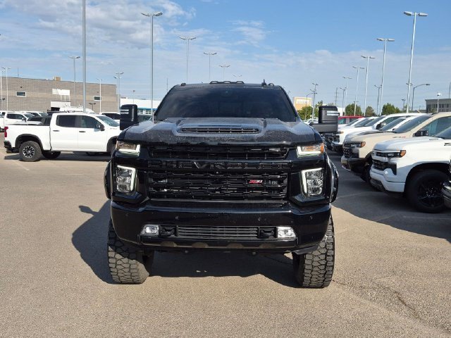 Used 2022 Chevrolet Silverado 3500 LTZ w/ LTZ Plus Package AWD/4WD image 10