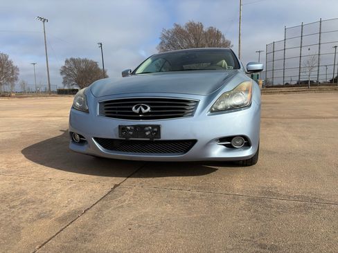 Used 2011 INFINITI G37 2dr Base w/ Premium Pkg image 4
