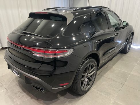 Used 2024 Porsche Macan image 7