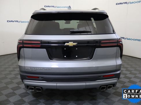 Used 2026 Chevrolet Traverse LT AWD/4WD image 8