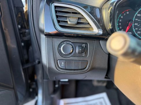 Used 2021 Chevrolet Spark LT image 27