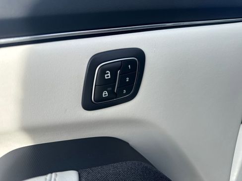 Used 2022 Ford Mustang Mach-E Premium w/ Ice White Appearance Package image 28