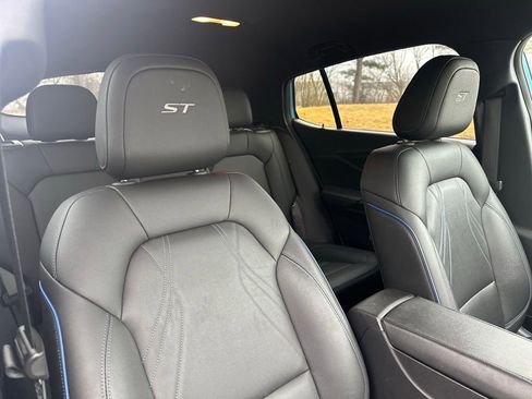 Used 2025 Buick Envista Sport Touring w/ Convenience I Package image 25