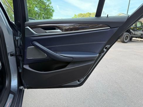 Used 2018 BMW 530i w/ Premium Package image 24