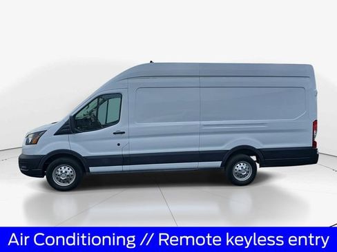 Used 2023 Ford Transit 250 148 High Roof Extended AWD w/ Load Area Protection Package image 8
