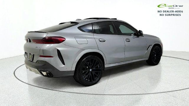 Used 2026 BMW X6 xDrive40i w/ Premium Package AWD/4WD image 8