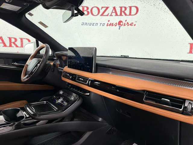 Certified 2022 Lincoln Nautilus Black Label w/ Class II Trailer Tow Package AWD/4WD image 32