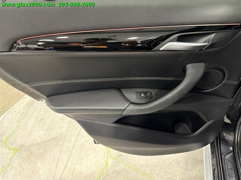 Used 2019 BMW X1 xDrive28i w/ Convenience Package AWD/4WD image 25