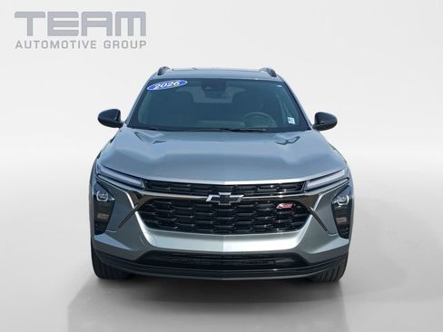 New 2026 Chevrolet Trax RS w/ Sunroof Package image 2