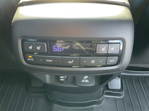 Used 2020 Hyundai Palisade Limited image 22