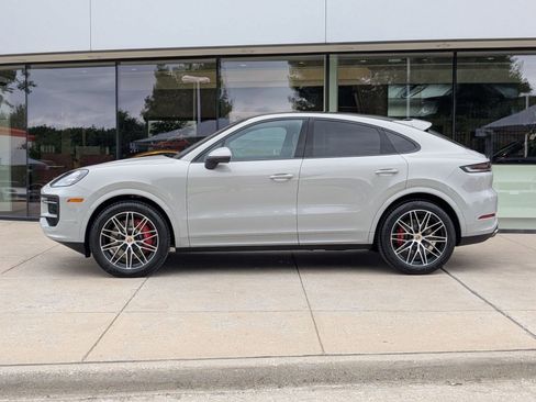 New 2026 Porsche Cayenne S AWD/4WD image 2