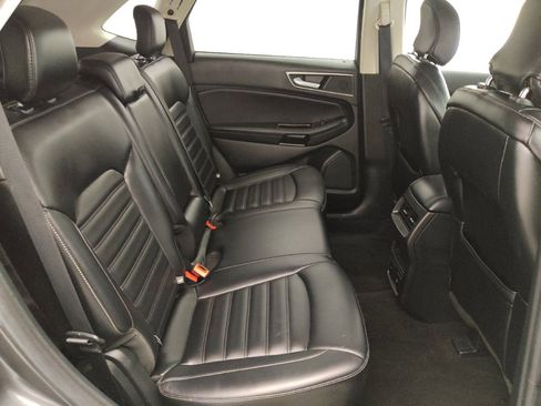 Used 2019 Ford Edge SEL w/ Equipment Group 201A FWD image 19