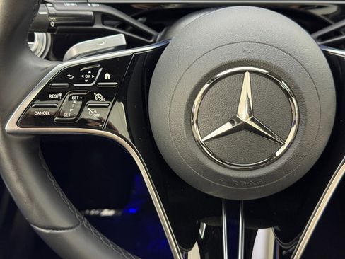 Used 2025 Mercedes-Benz E 350 E 350 w/ MBUS Superscreen Package image 22