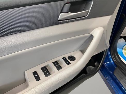 Used 2018 Hyundai Sonata SEL FWD image 20