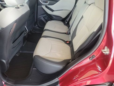 Used 2019 Subaru Forester Premium AWD/4WD image 13