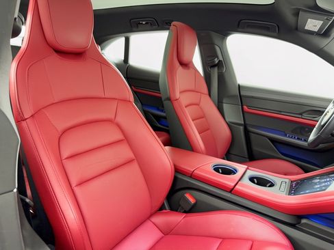 Certified 2023 Porsche Taycan 4S AWD/4WD image 30