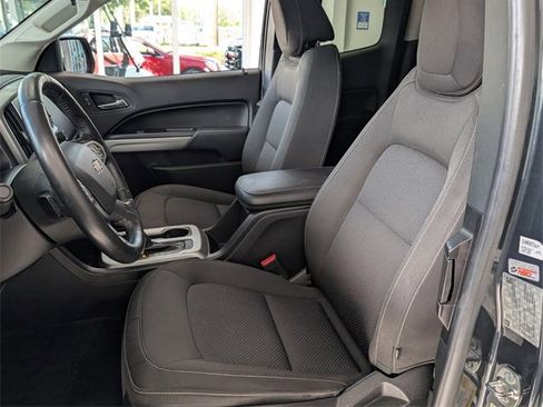 Used 2018 Chevrolet Colorado LT w/ LT Convenience Package image 5