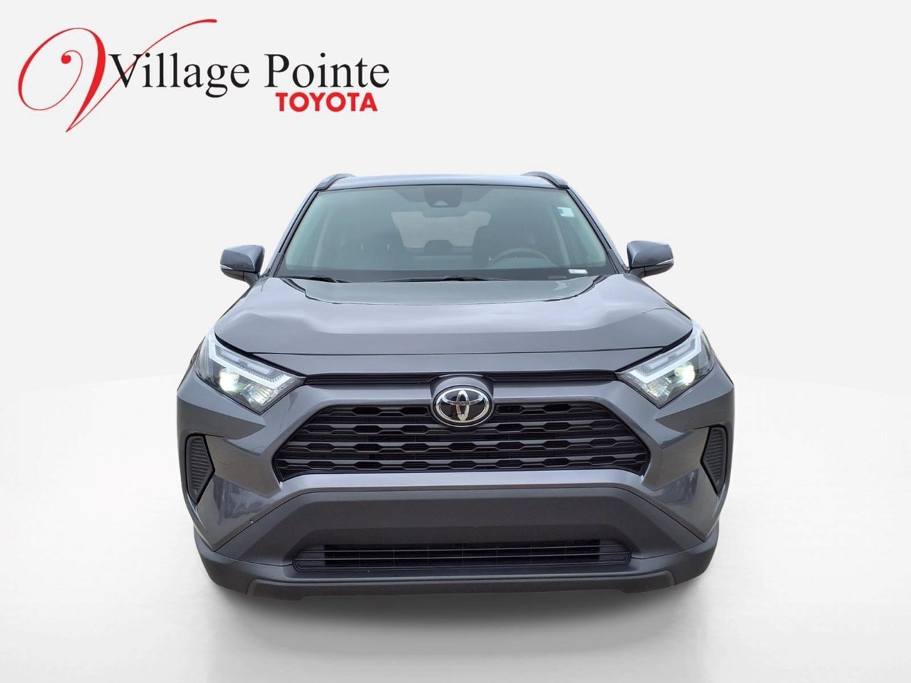 Used 2025 Toyota RAV4 XLE AWD/4WD image 9