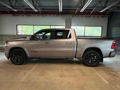 Used 2022 RAM 1500 Limited AWD/4WD image 2