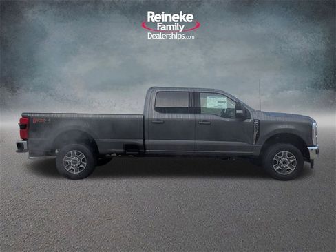 New 2026 Ford F250 Lariat image 4