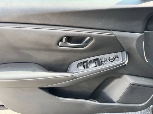 Used 2025 Nissan Sentra S FWD image 21