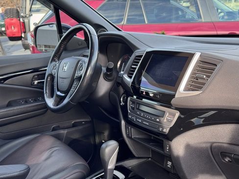 Used 2017 Honda Ridgeline Black Edition image 27