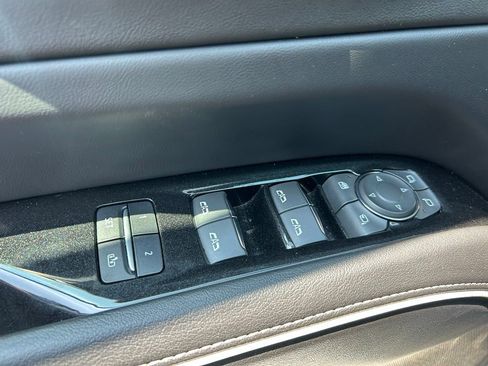 Used 2021 Cadillac Escalade Premium Luxury AWD/4WD image 62