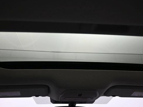 New 2026 Nissan Sentra SV w/ SV Convenience Package FWD image 10