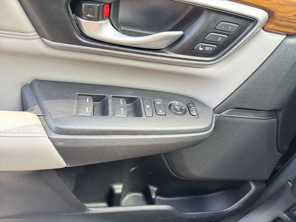 Used 2018 Honda CR-V EX-L image 32