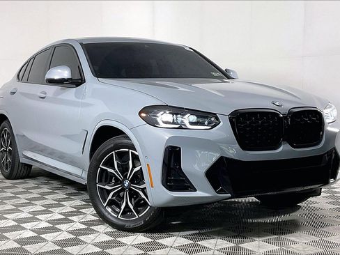 Used 2025 BMW X4 xDrive30i w/ Premium Package AWD/4WD image 1