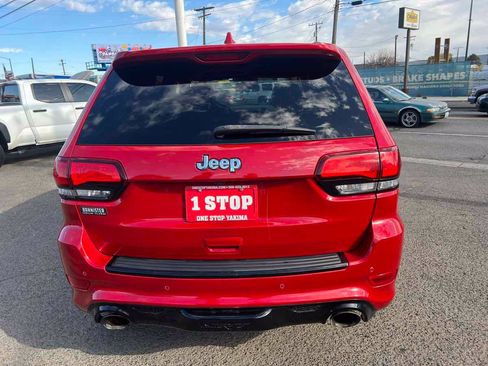 Used 2017 Jeep Grand Cherokee SRT AWD/4WD image 6