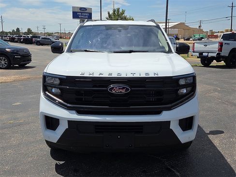 New 2025 Ford Expedition Max Active image 8